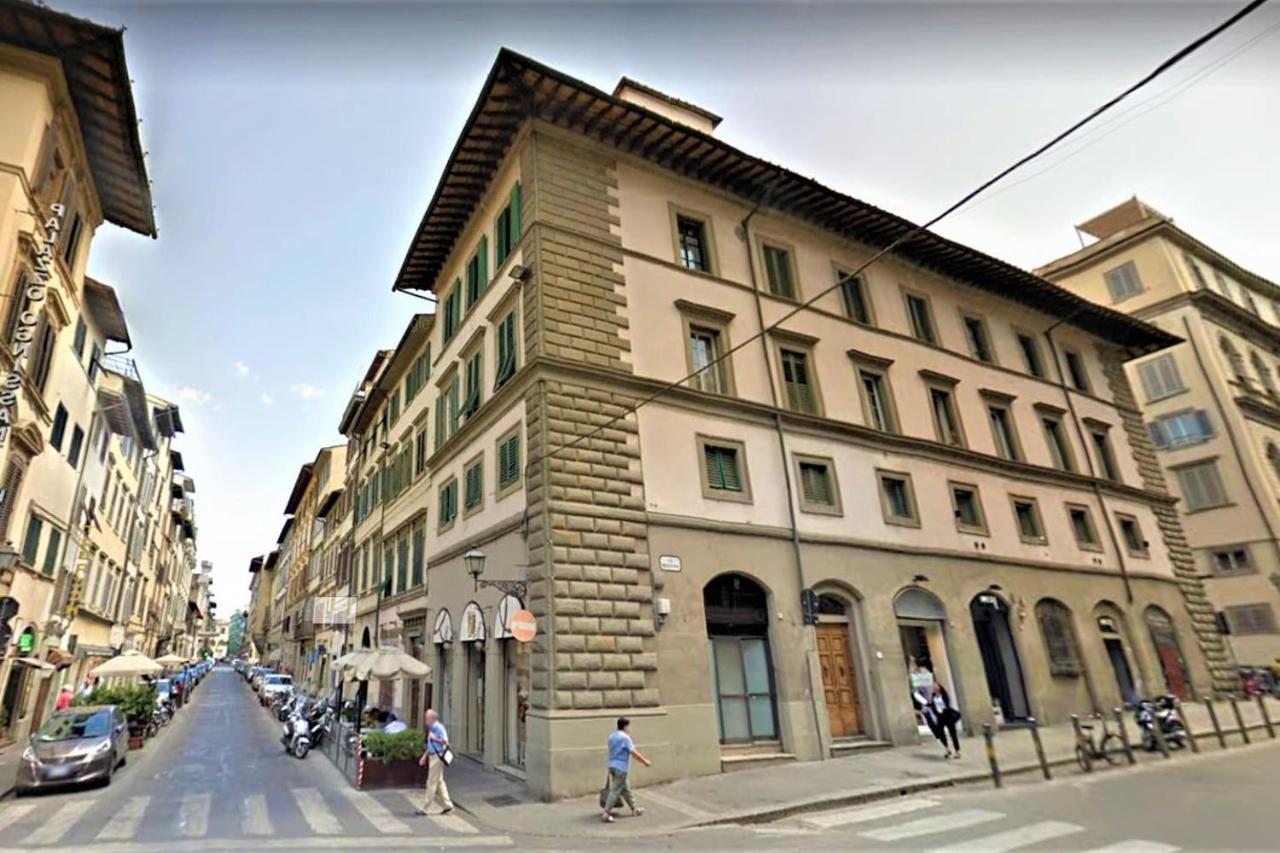 Historic Center Apartment - Next To The River, All Attractions - By Likehomeflorence Extérieur photo